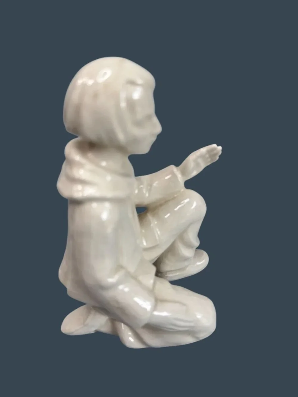 Vintage Goebel White Nativity Kneeling Shepherd Boy W. Germany Replacement 5
